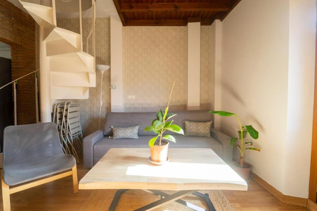 Pangsapuri Atico Duplex Terraza Privada Centro Granada