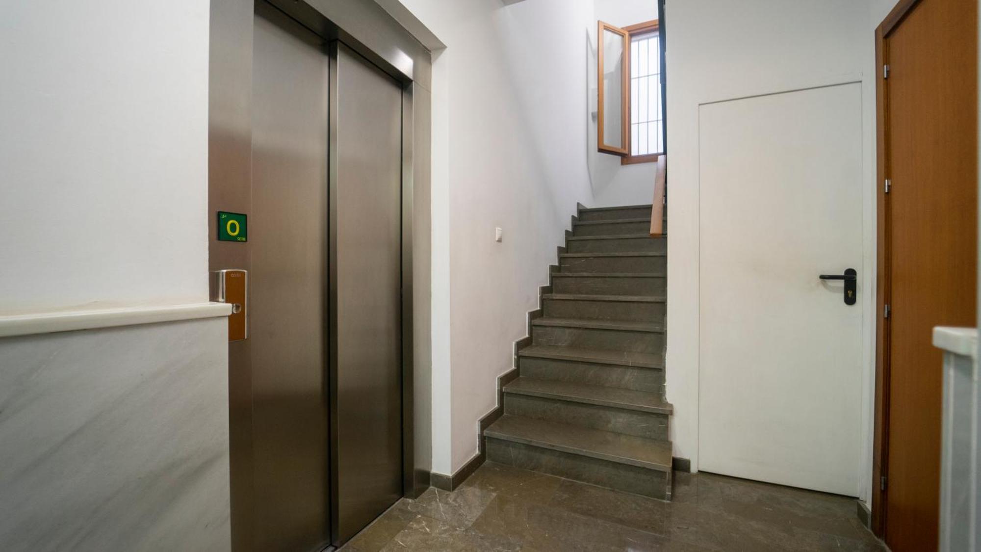 Pangsapuri Atico Duplex Terraza Privada Centro *